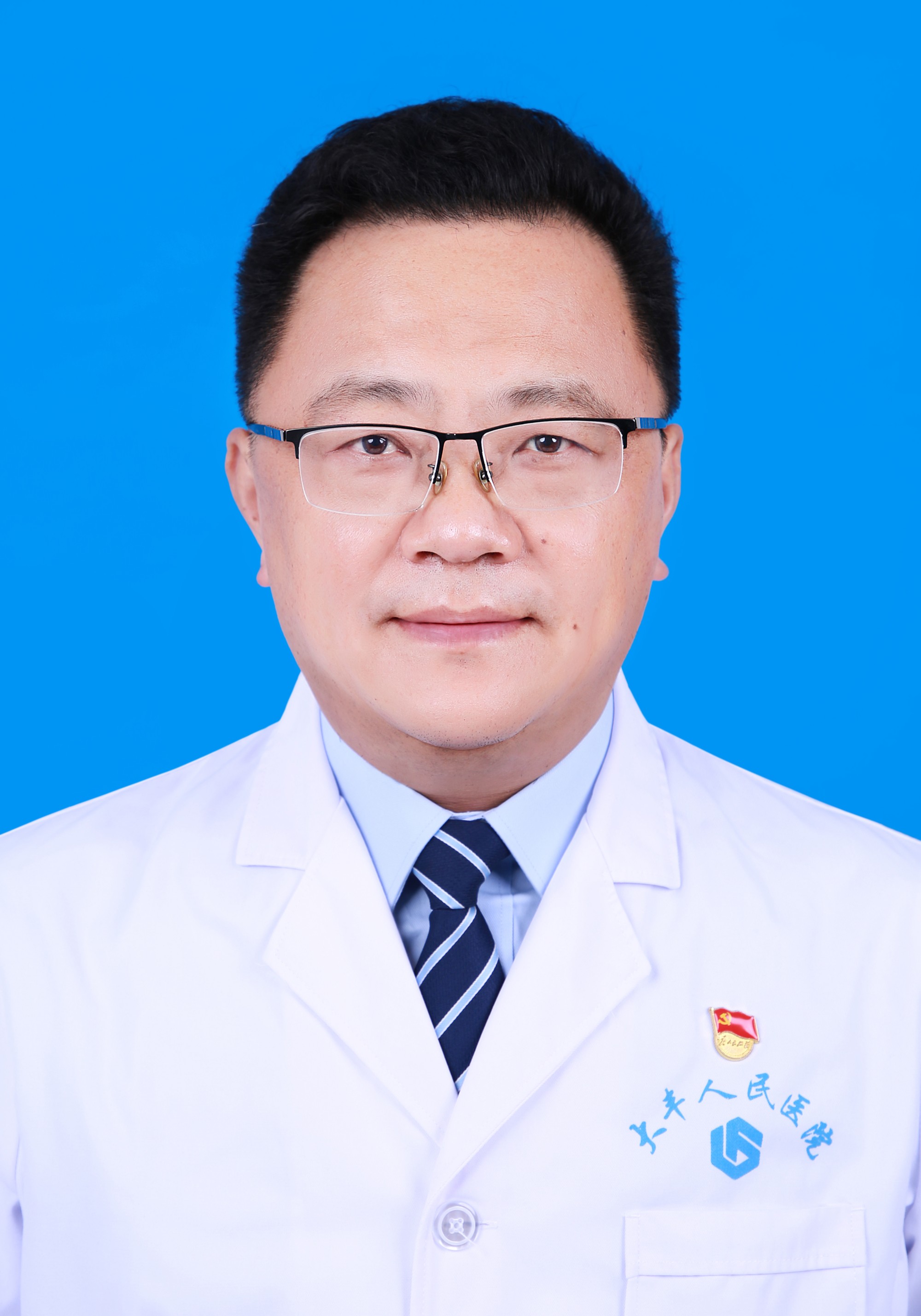 主任医师  张卢