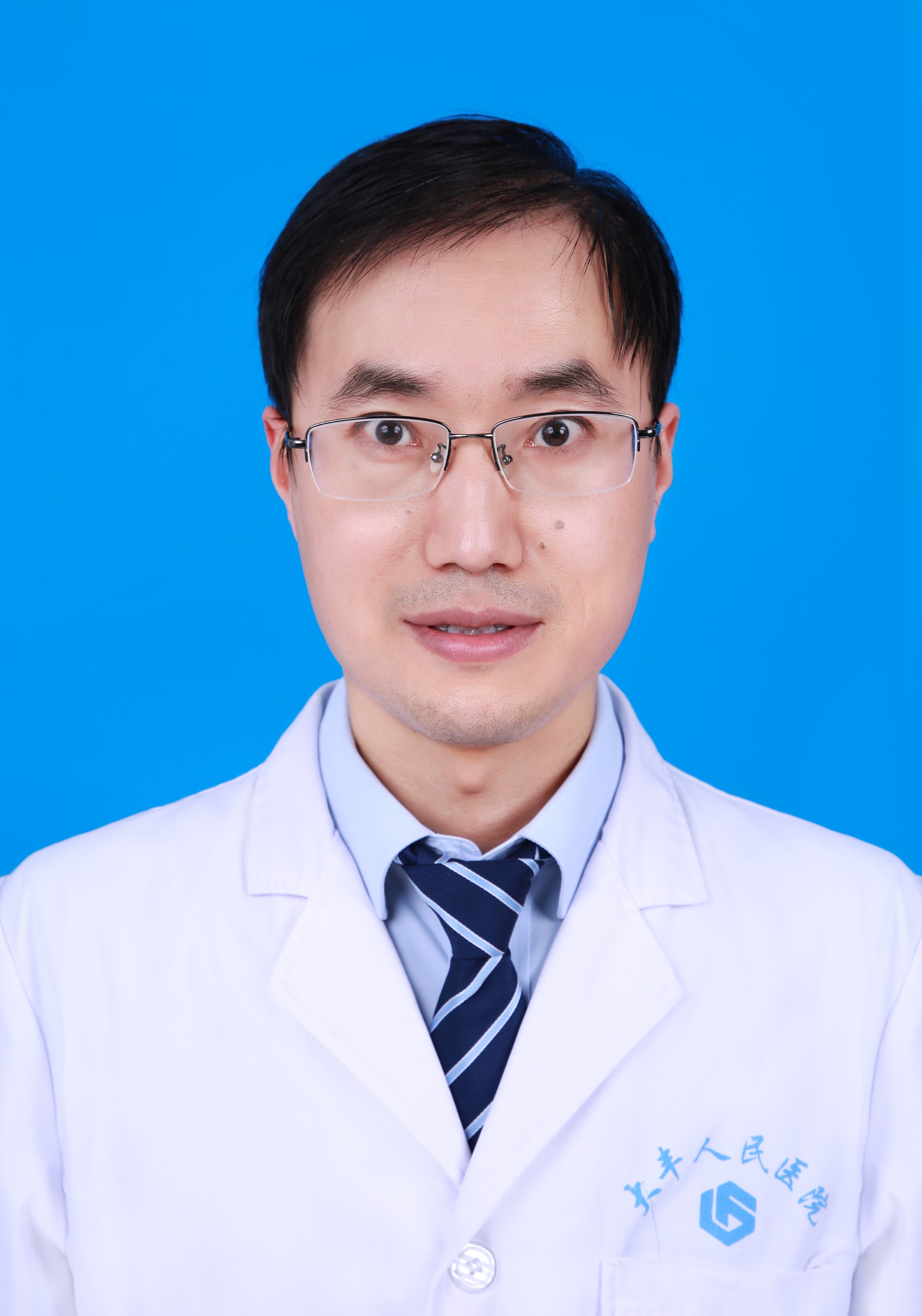 副主任医师 黄耀武