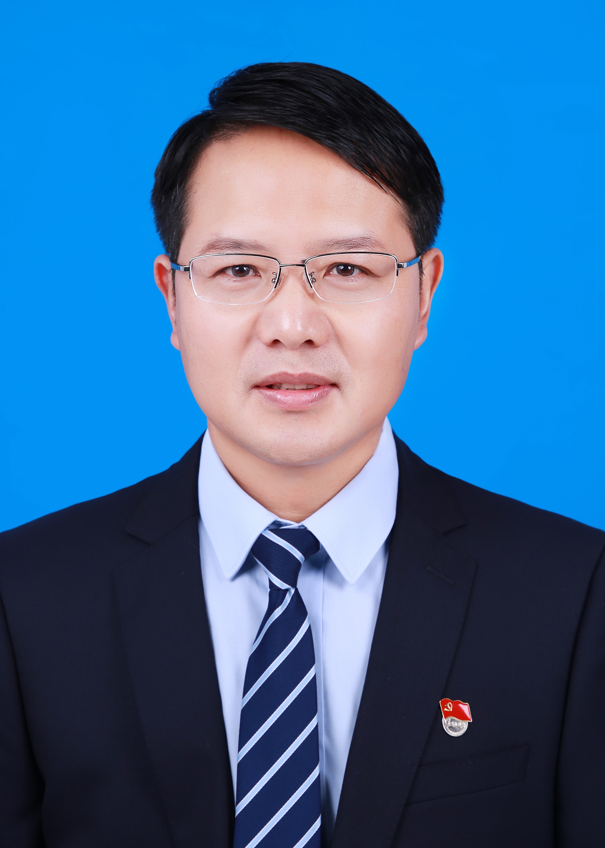 党委委员、副院长 程应华