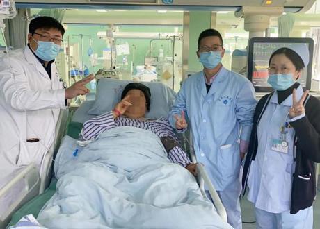 口服磷化铝中毒生死一线   重症医护成功救治转危为安