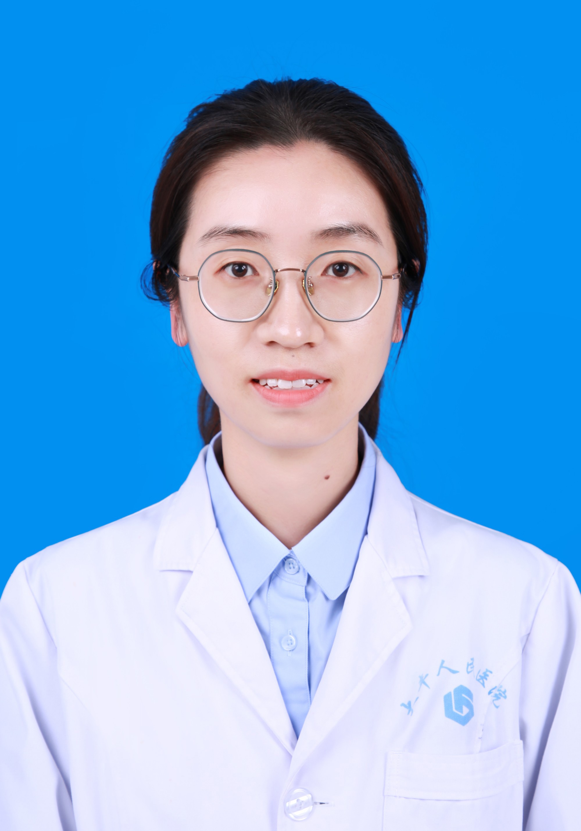 副主任医师 时晓静
